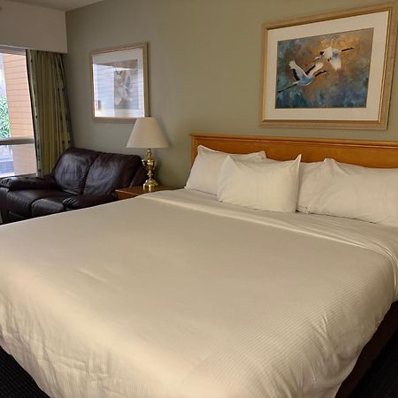 Westlock Inn & Conference Centre Экстерьер фото