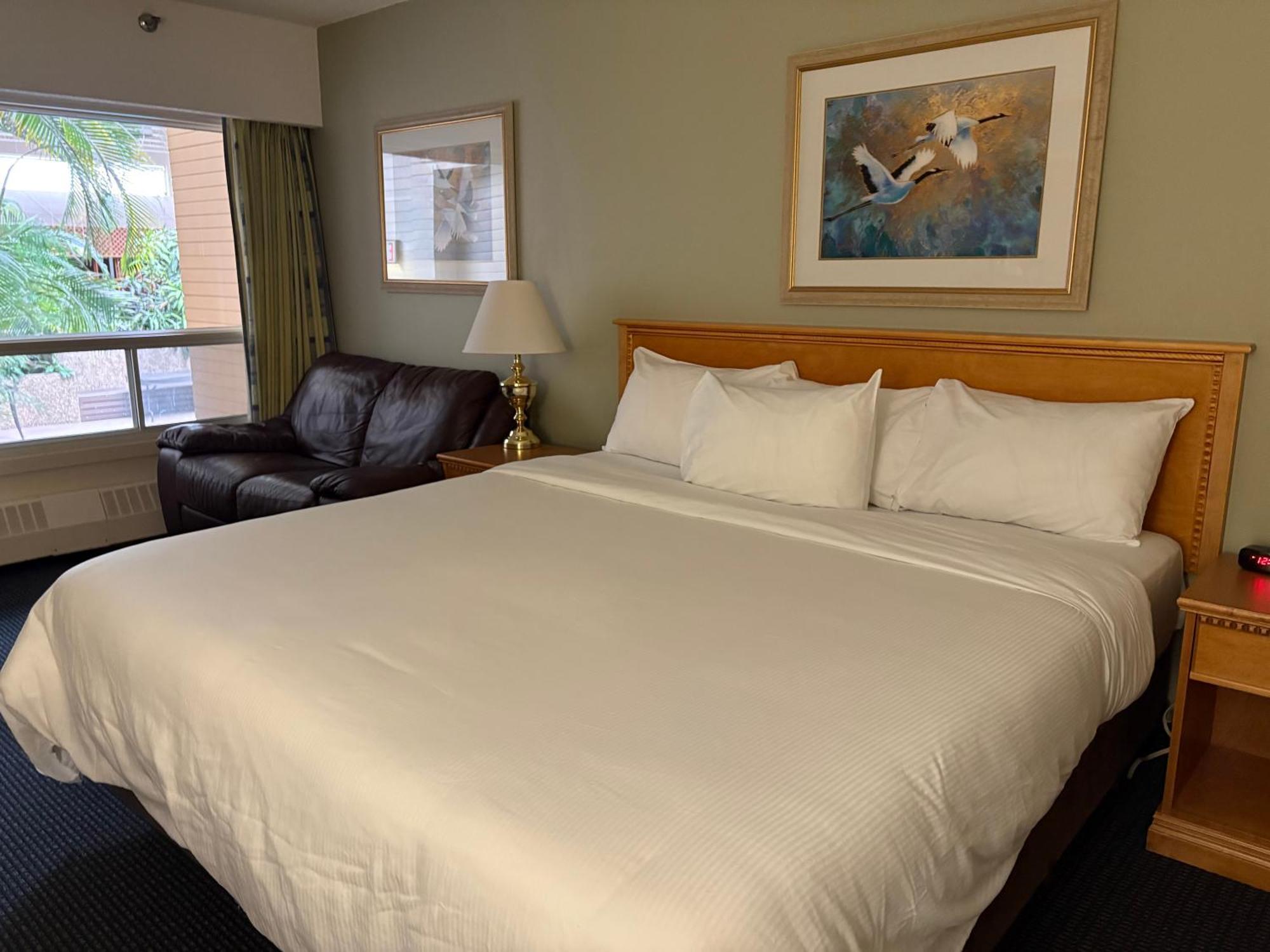 Westlock Inn & Conference Centre Экстерьер фото