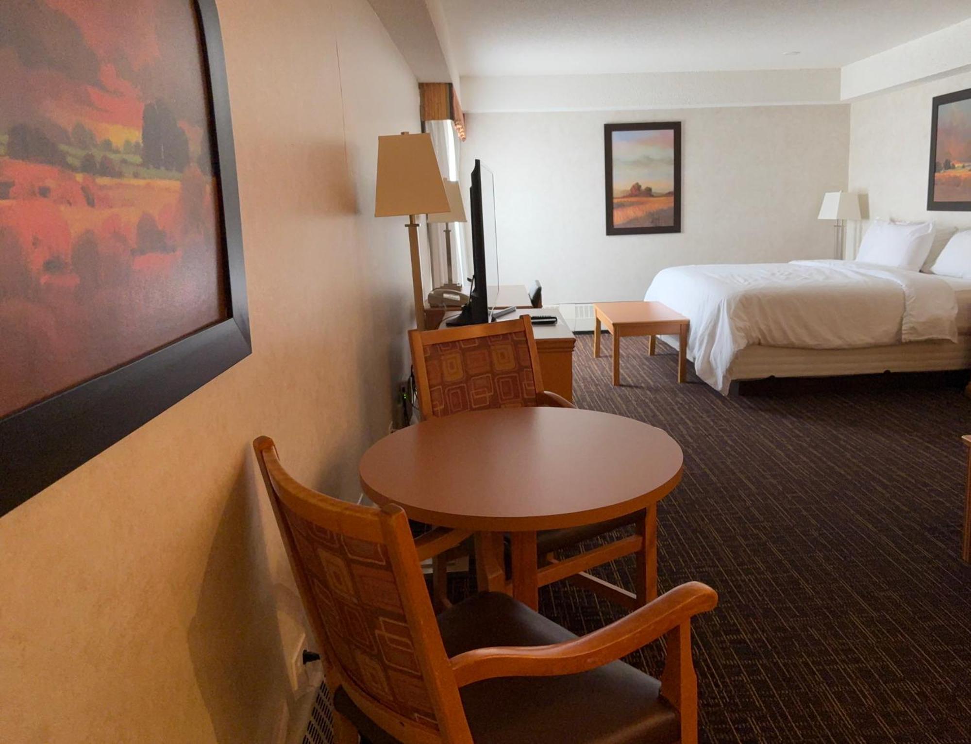 Westlock Inn & Conference Centre Экстерьер фото