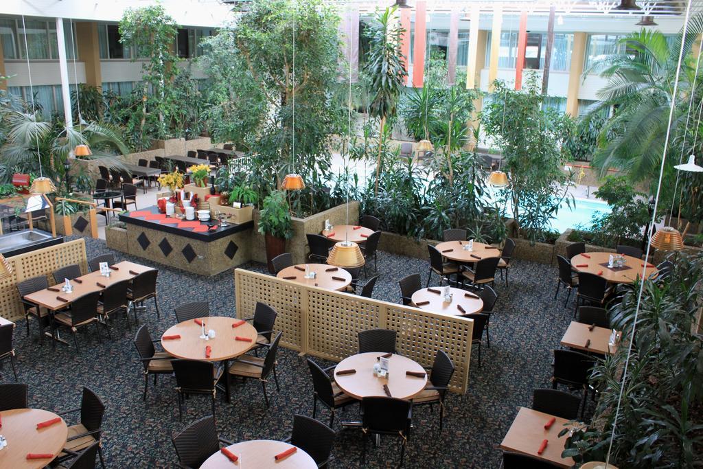 Westlock Inn & Conference Centre Экстерьер фото