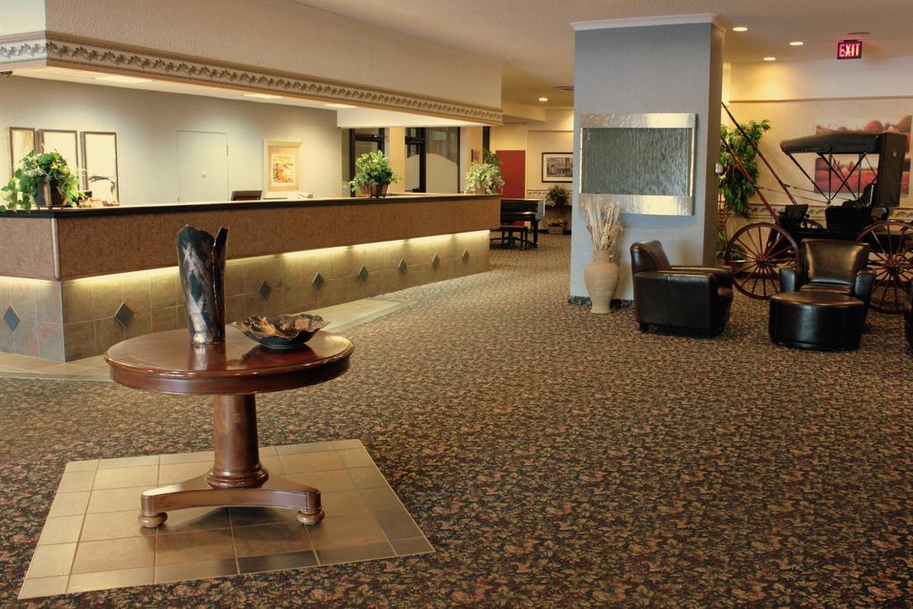 Westlock Inn & Conference Centre Экстерьер фото