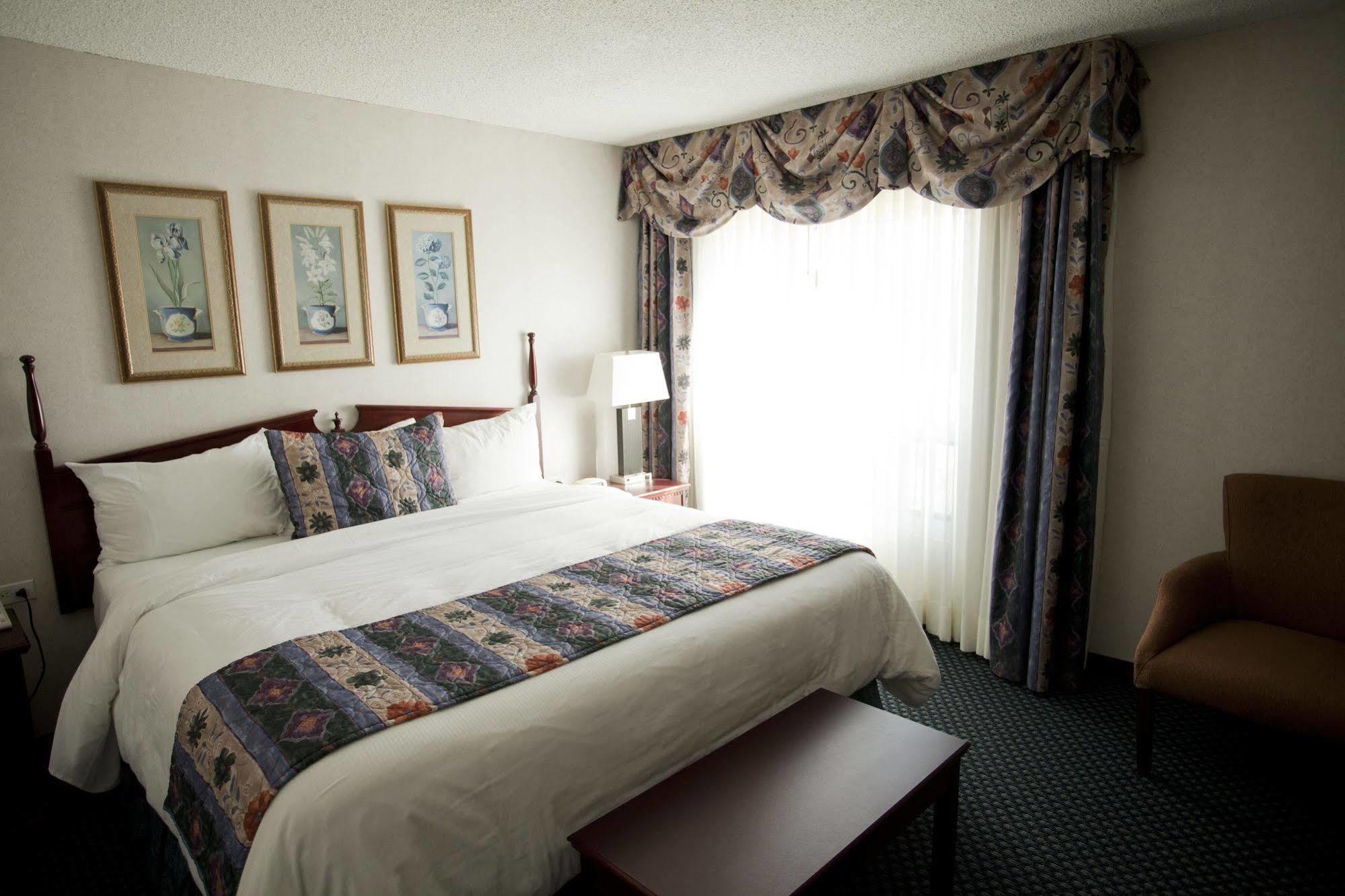Westlock Inn & Conference Centre Экстерьер фото